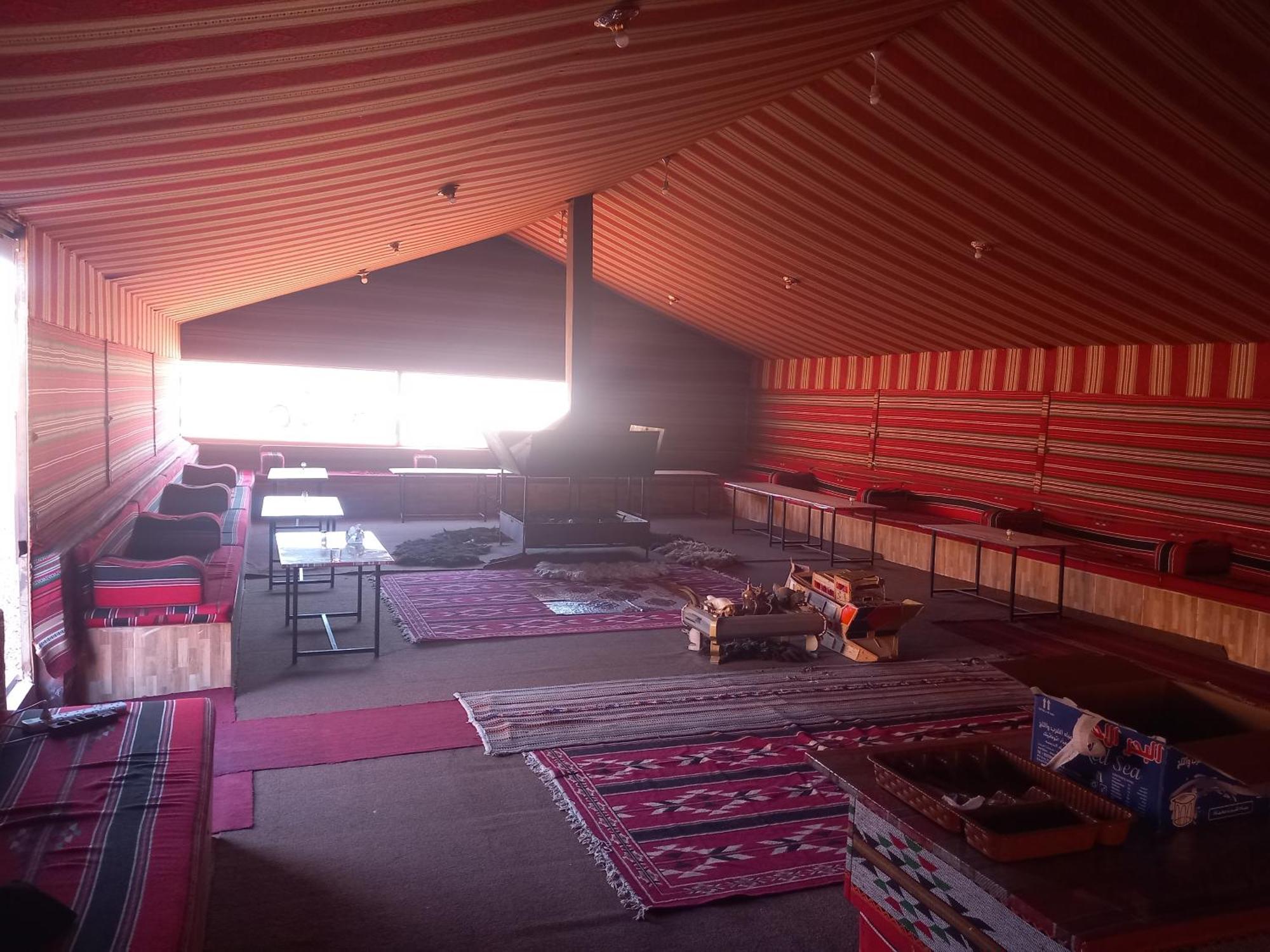 Wadi Rum Local Guide Camp Ngoại thất bức ảnh